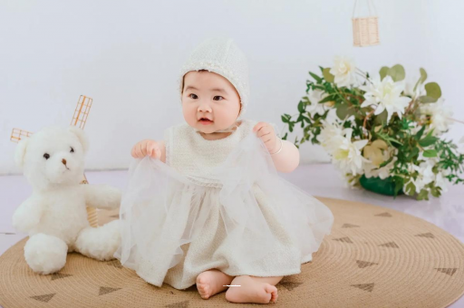 广州代怀供卵公司如何给宝宝排气